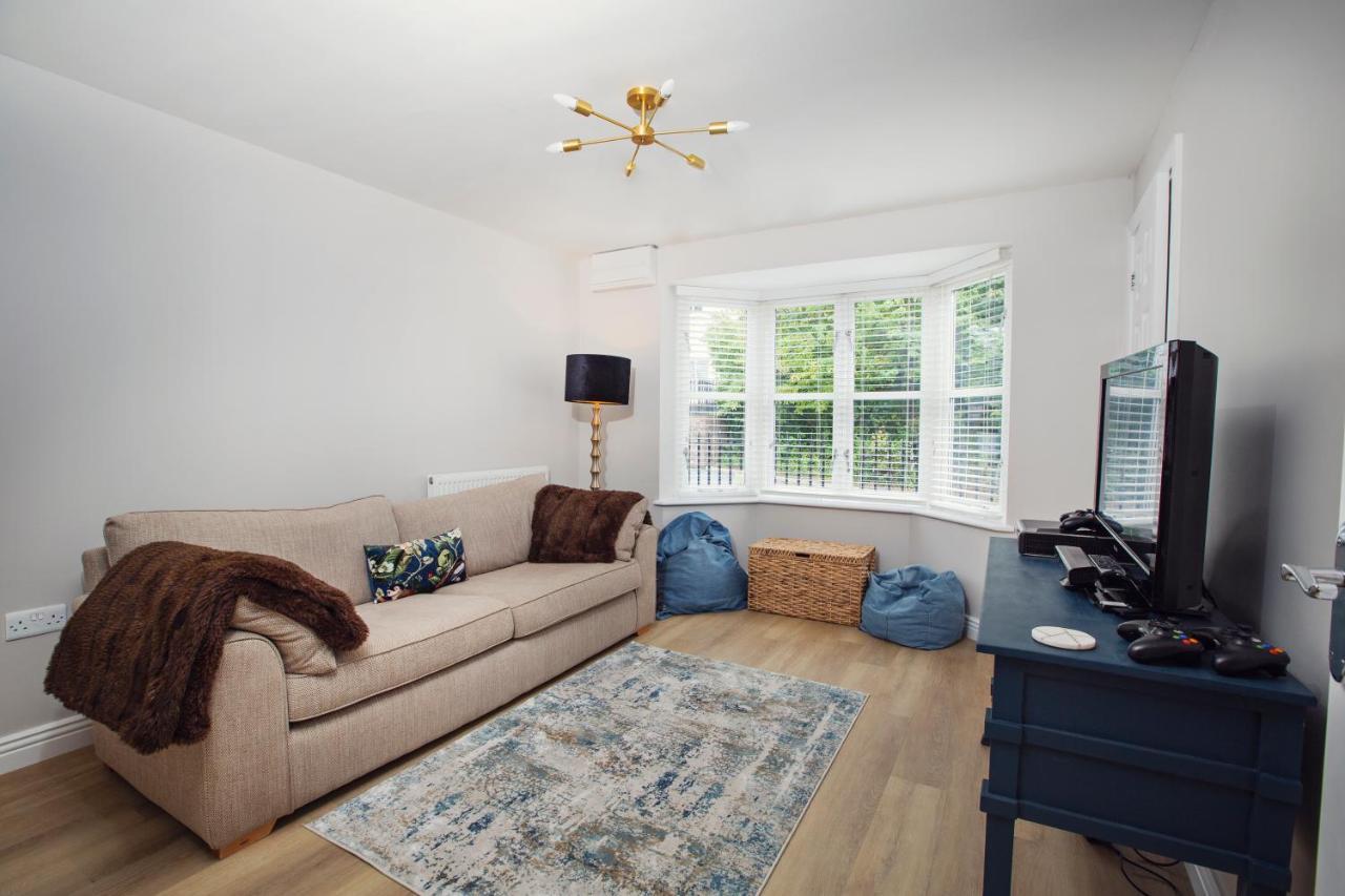Beautiful 4-Bed Home, Hot Tub & Stunning Views - Abergavenny Εξωτερικό φωτογραφία