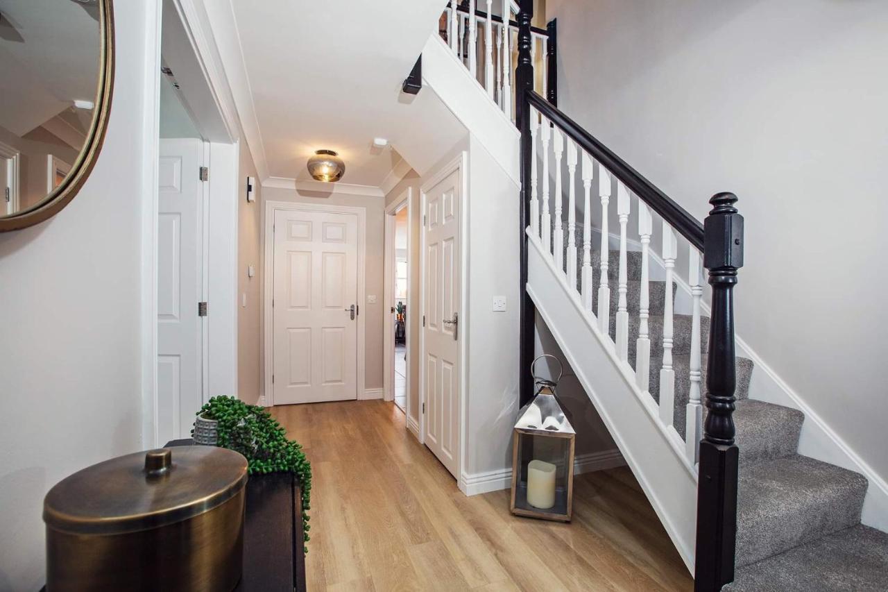 Beautiful 4-Bed Home, Hot Tub & Stunning Views - Abergavenny Εξωτερικό φωτογραφία