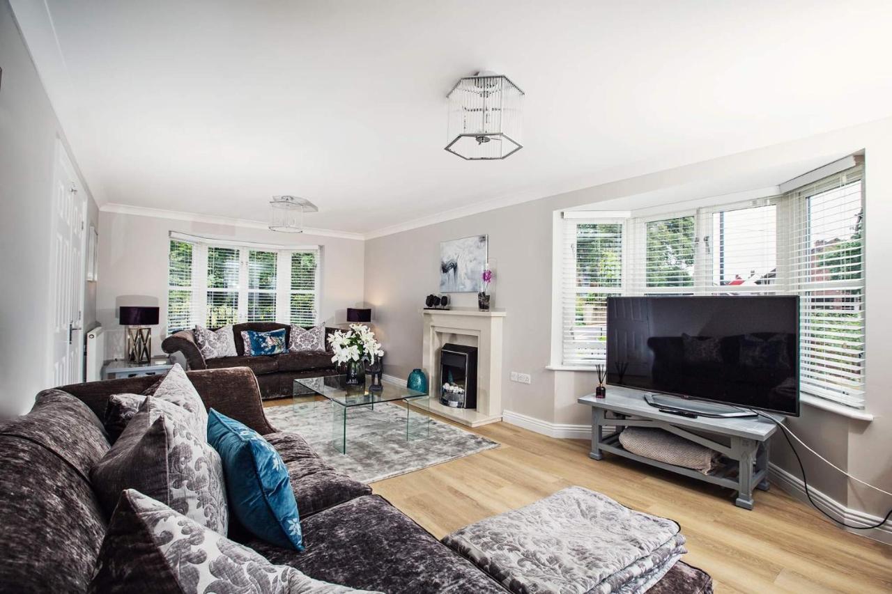 Beautiful 4-Bed Home, Hot Tub & Stunning Views - Abergavenny Εξωτερικό φωτογραφία