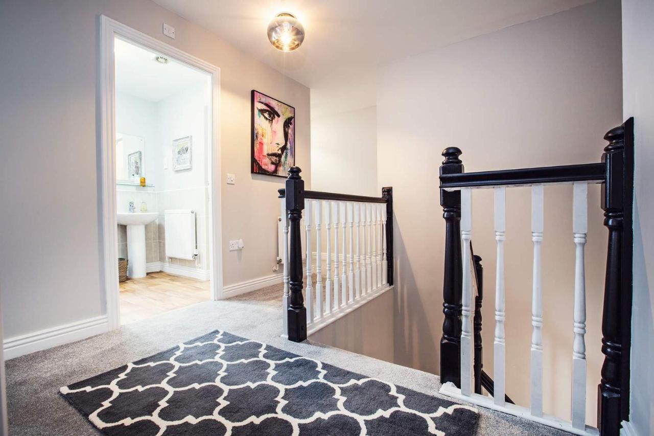 Beautiful 4-Bed Home, Hot Tub & Stunning Views - Abergavenny Εξωτερικό φωτογραφία