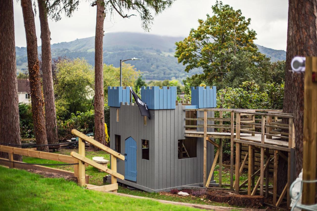 Beautiful 4-Bed Home, Hot Tub & Stunning Views - Abergavenny Εξωτερικό φωτογραφία